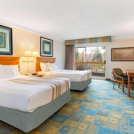 Hotel La Quinta By Wyndham Redding Exteriér fotografie
