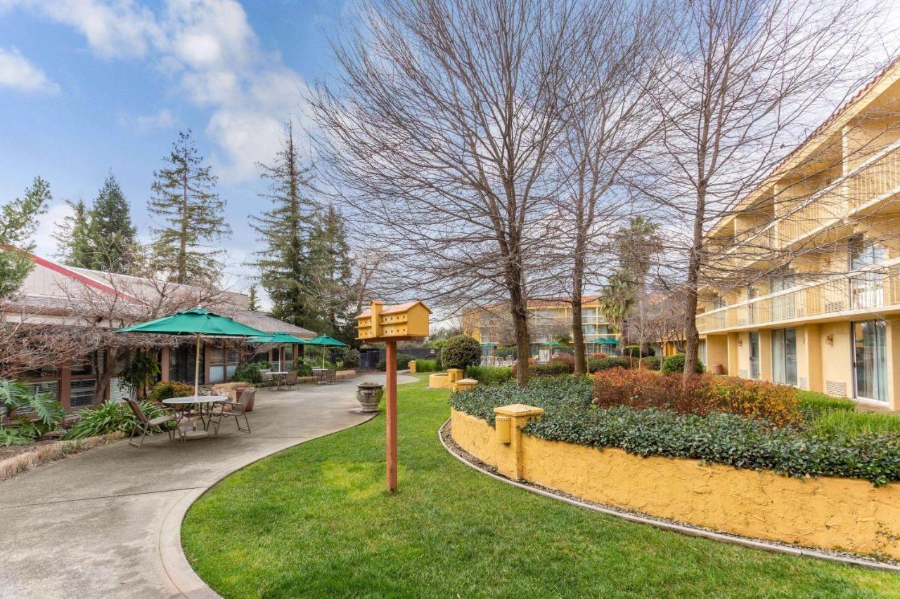 Hotel La Quinta By Wyndham Redding Exteriér fotografie